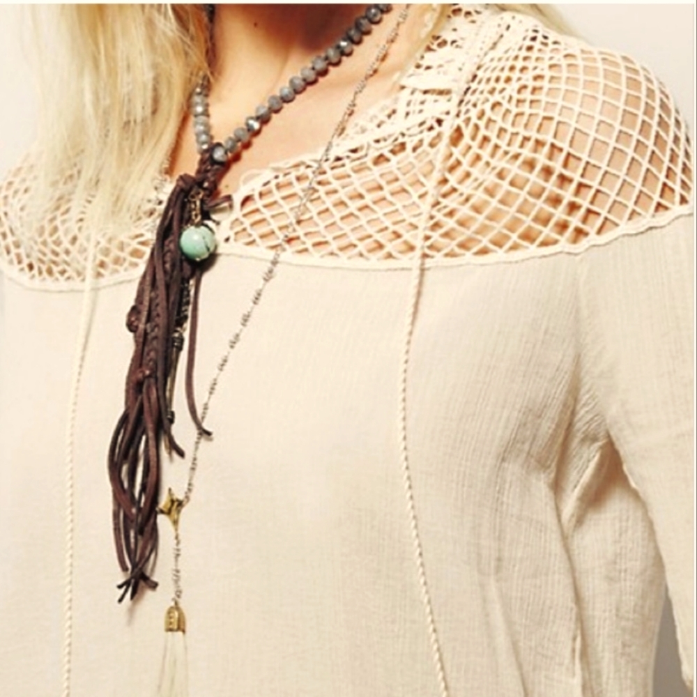Free People On The Island Crochet Blouse. Size: XS. - Picture 8 of 14